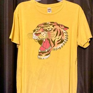 Ed Hardy Tiger Shirt Large